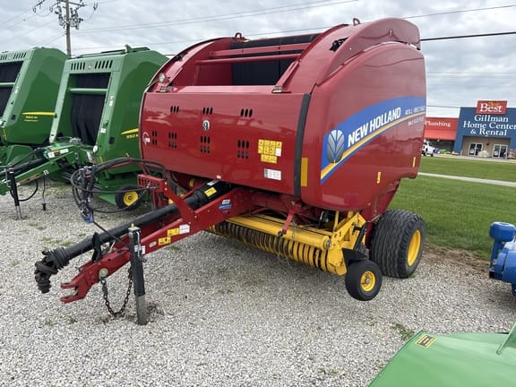 2020 New Holland RB560 Equipment Image0