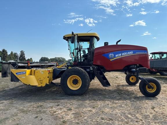 Image of New Holland 260 equipment image 1