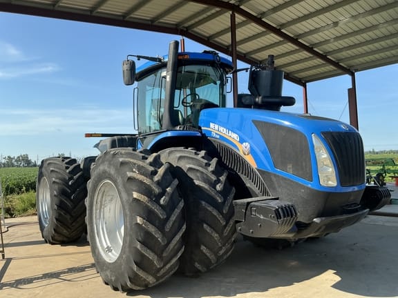 2020 New Holland T9.530 Equipment Image0