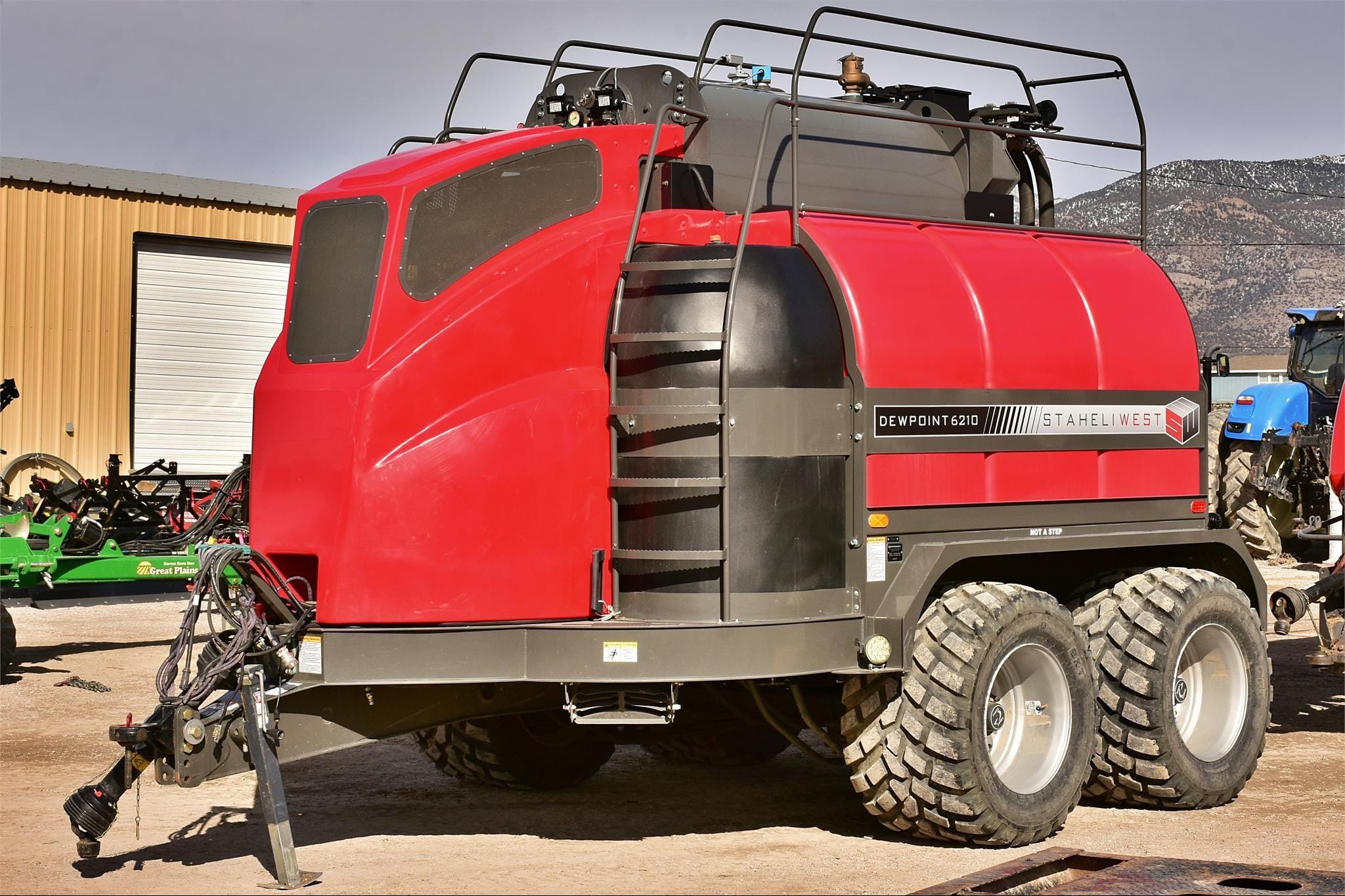 2020 Staheli West DewPoint 6210 Equipment Image0