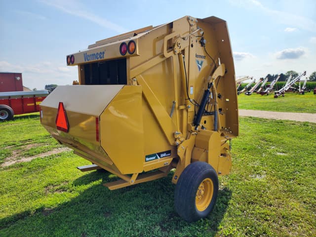 Image of Vermeer 504R Classic equipment image 3