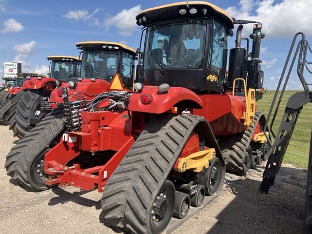 Image of Versatile 610DT equipment image 2