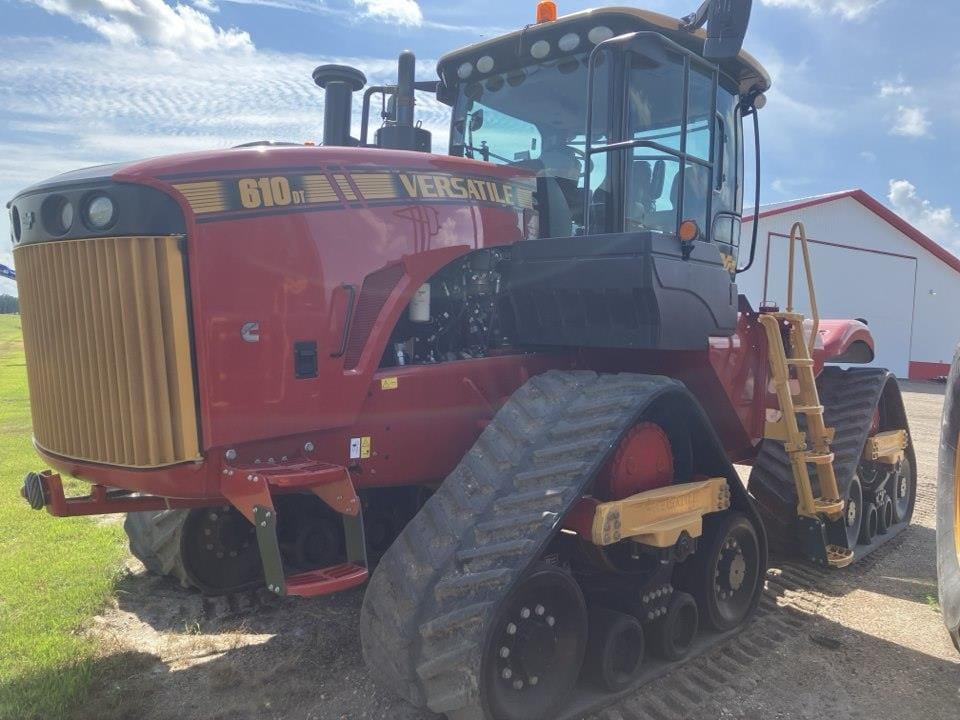 2020 Versatile 610DT Equipment Image0