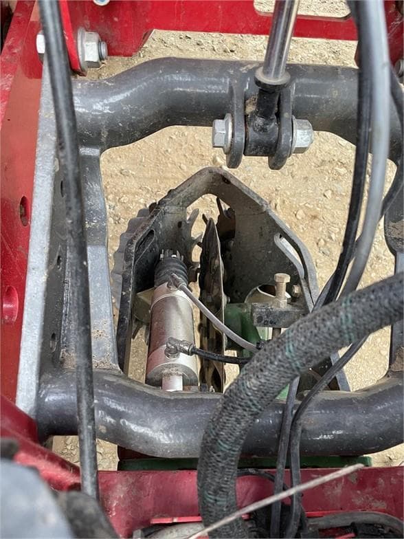 Image of White 9824VE equipment image 4