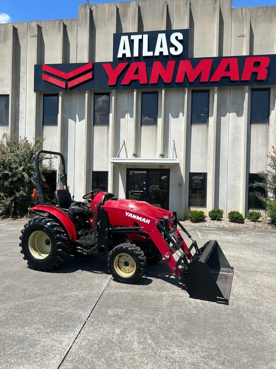 2020 Yanmar YT235 Equipment Image0
