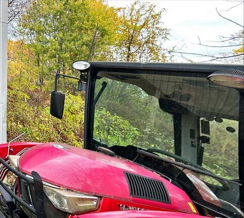 Image of Yanmar YT235 equipment image 3