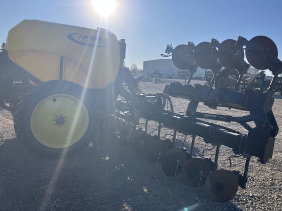 Image of Ag Spray LA5000 equipment image 4