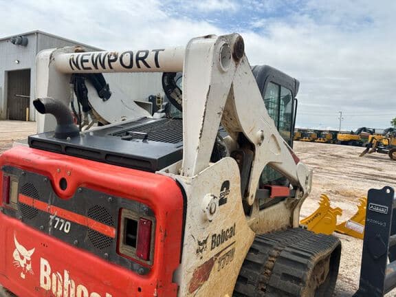 Image of Bobcat T770 equipment image 3
