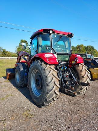 Image of Case IH Farmall 110C equipment image 1