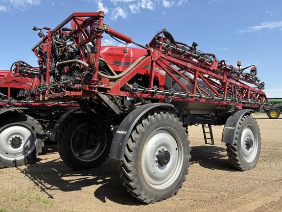Image of Case IH Patriot 4440 equipment image 3