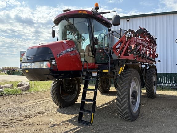Image of Case IH Patriot 4440 equipment image 1