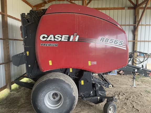 Image of Case IH RB565 equipment image 1