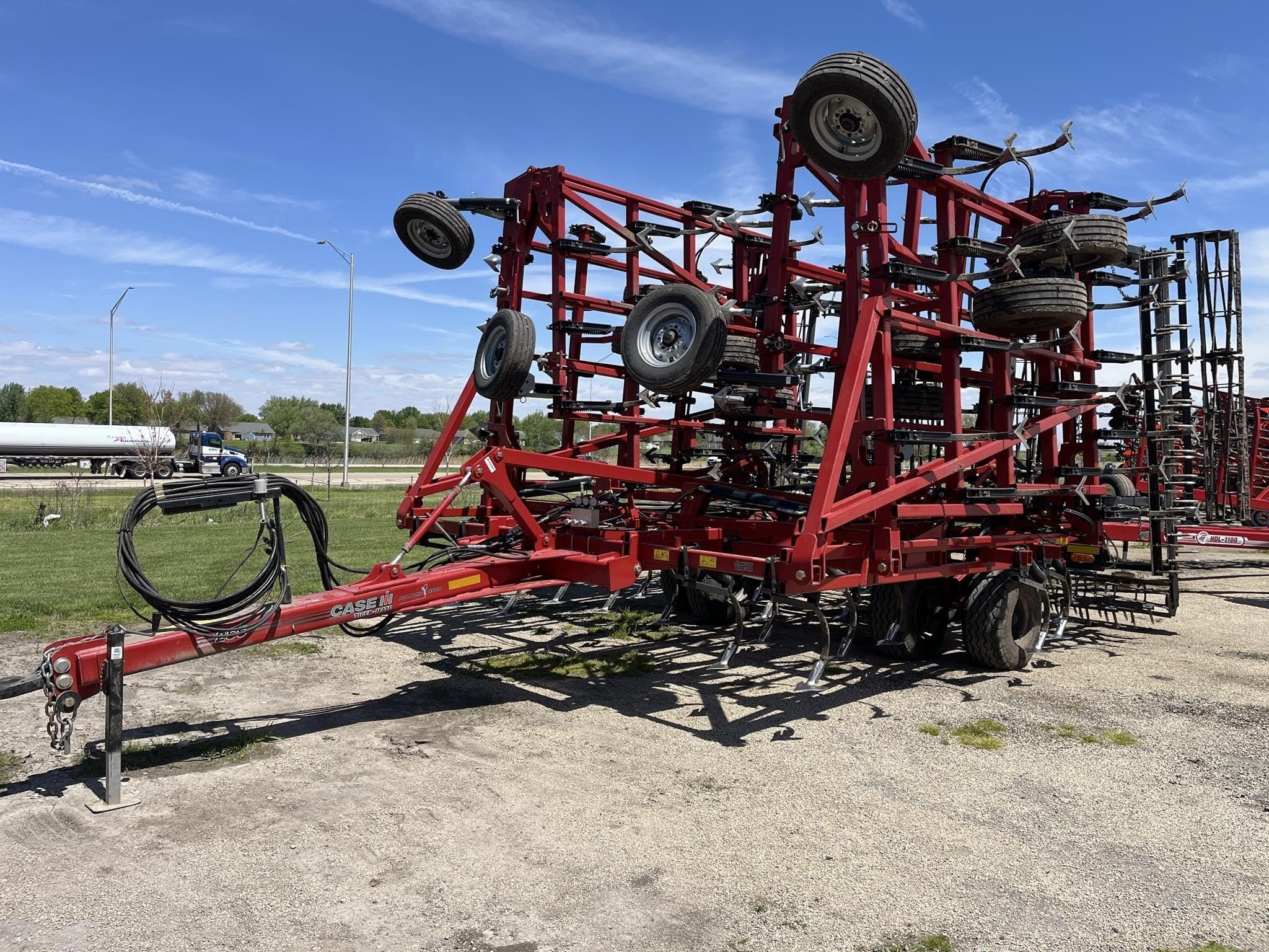 2021 Case IH Tigermate 255 Equipment Image0