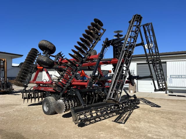 Image of Case IH Barracuda 335 equipment image 1
