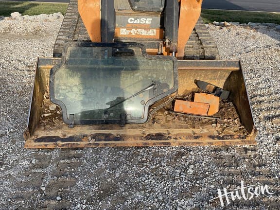 Image of Case TV450B equipment image 4