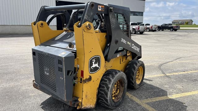 Image of John Deere 318G equipment image 3