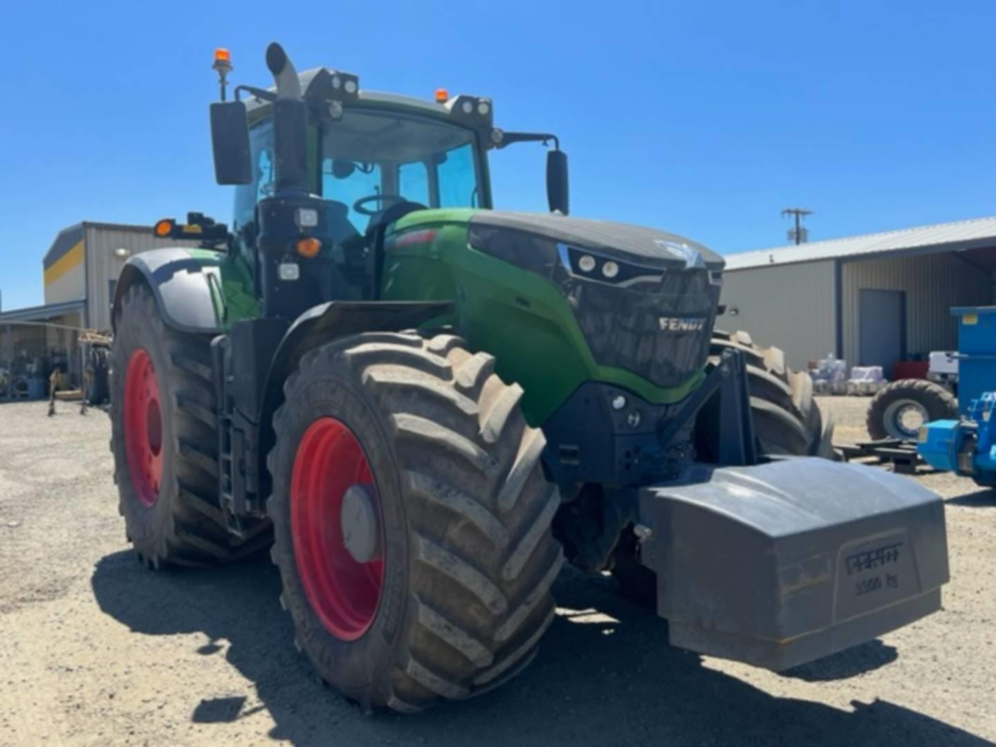 2021 Fendt 1042 Vario Equipment Image0