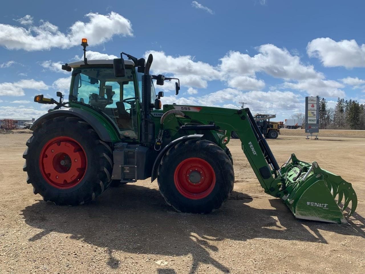 2021 Fendt 512 Vario Equipment Image0
