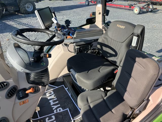 Image of Fendt 514 Vario equipment image 4
