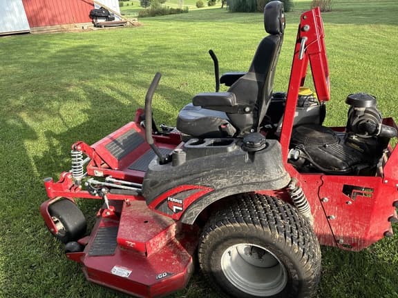 Image of Ferris ISX3300 equipment image 3