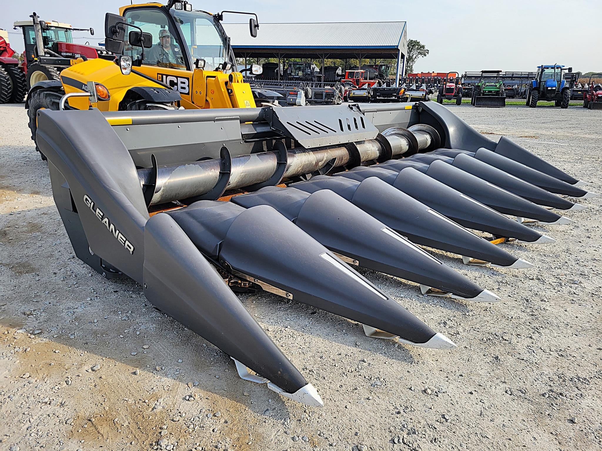 2021 Gleaner Command 3308 Equipment Image0