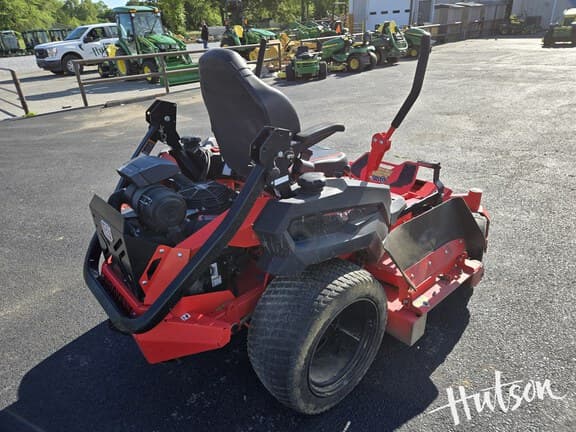 Image of Gravely Pro-Turn 660 equipment image 3
