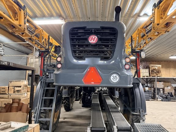 Image of Hagie STS12 equipment image 3