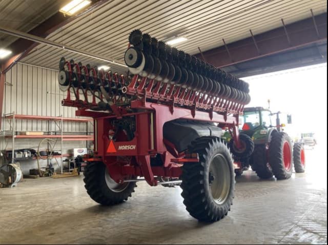 Image of Horsch AVATAR 40SD equipment image 4