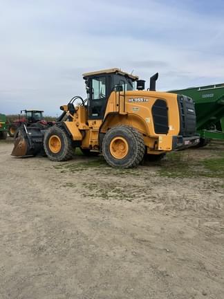 Image of Hyundai HL955TM equipment image 3
