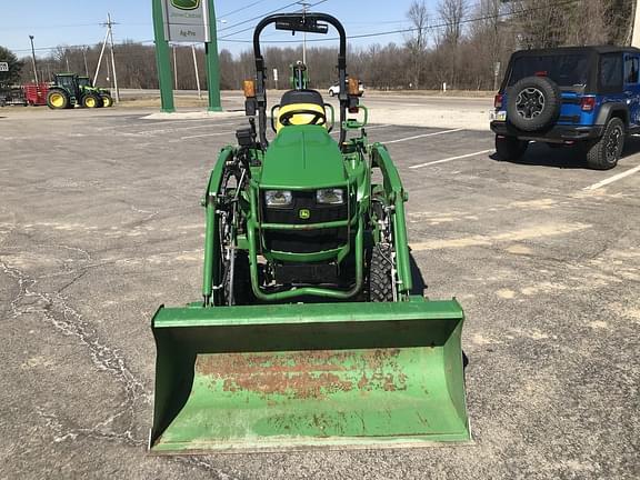 Image of John Deere 1023E equipment image 1