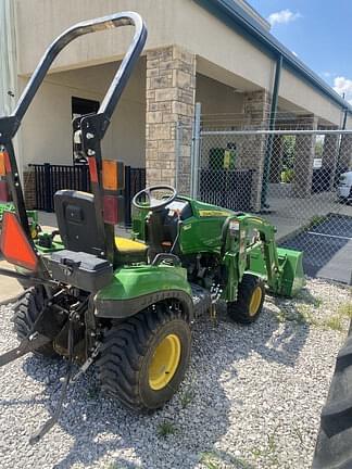 Image of John Deere 1023E equipment image 2