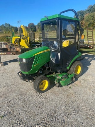 2021 John Deere 1023E Equipment Image0