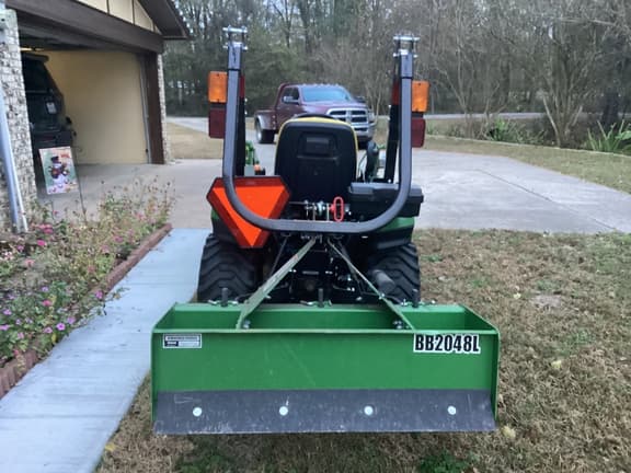 Image of John Deere 1023E equipment image 4