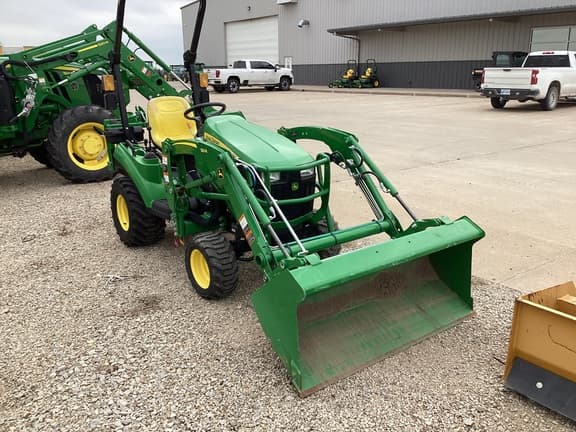 Image of John Deere 1023E equipment image 1