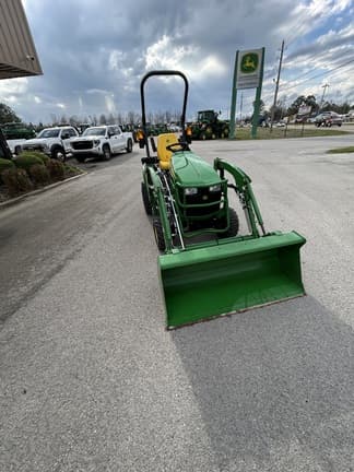 Image of John Deere 1025R equipment image 4
