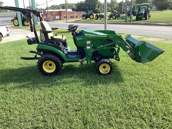 Image of John Deere 1025R equipment image 1