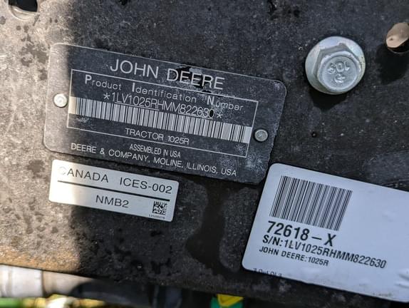 Image of John Deere 1025R equipment image 1