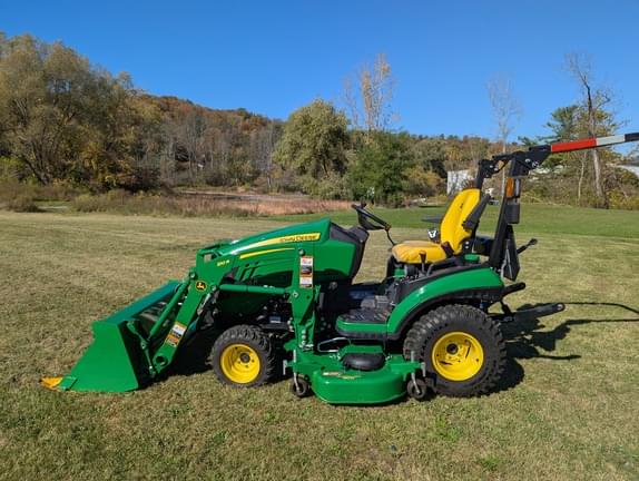 Image of John Deere 1025R Primary image