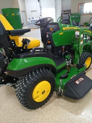 Image of John Deere 1025R equipment image 2