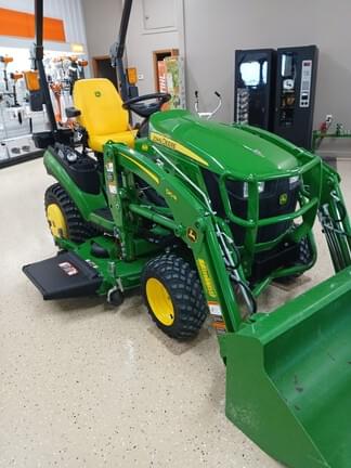 Image of John Deere 1025R equipment image 3