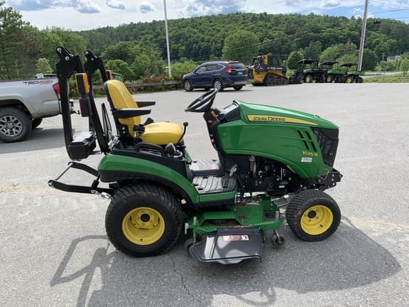 Image of John Deere 1025R equipment image 1