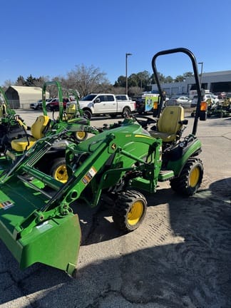 2021 John Deere 1025R Equipment Image0