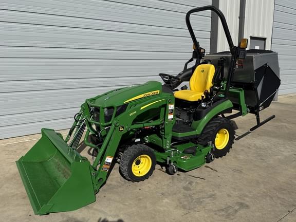 Image of John Deere 1025R equipment image 1