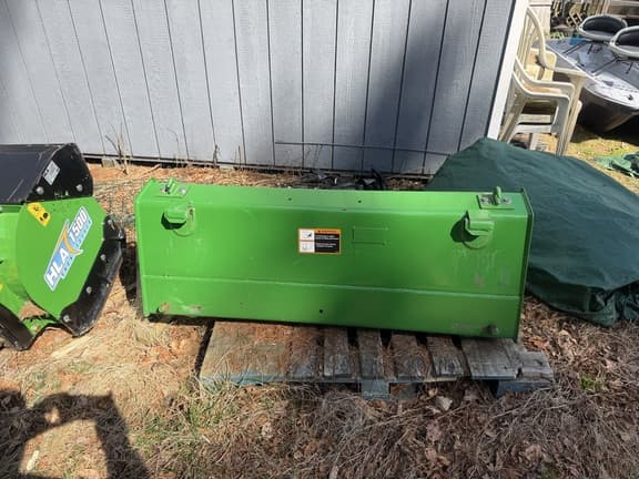 Image of John Deere 1025R equipment image 3