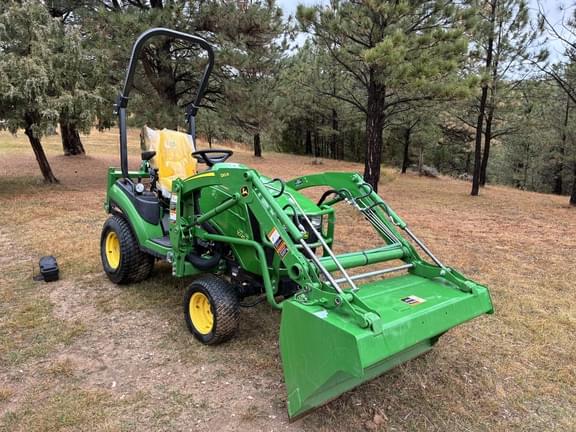 Image of John Deere 1025R equipment image 1