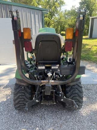 Image of John Deere 1025R equipment image 3