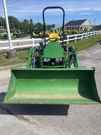 Image of John Deere 1025R equipment image 3