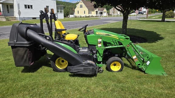 Image of John Deere 1025R equipment image 2