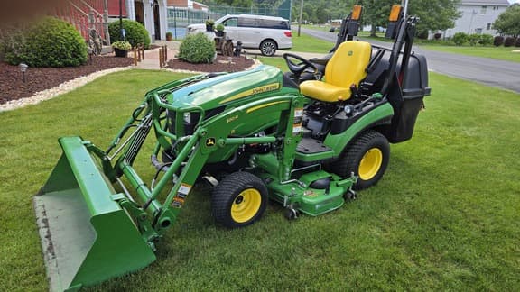 Image of John Deere 1025R equipment image 3