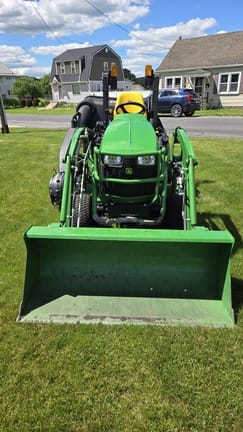 2021 John Deere 1025R Equipment Image0